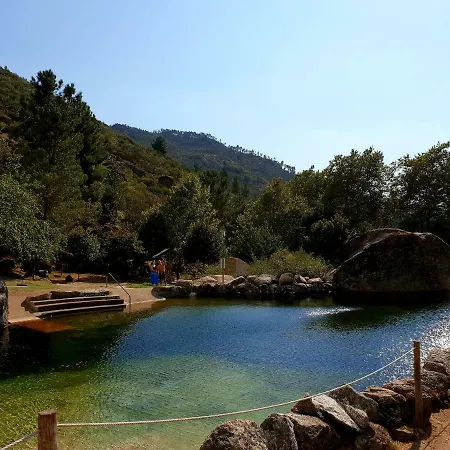 Casas Da Fonte - Serra Da Estrela *
